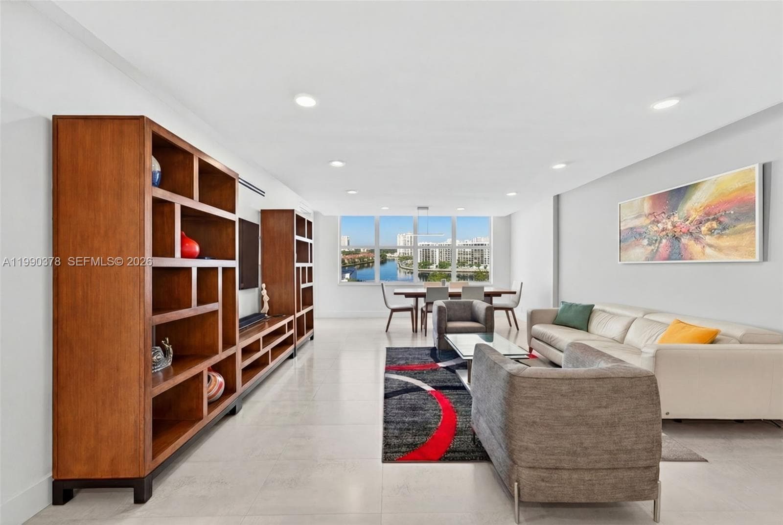 3725 Ocean Dr 5