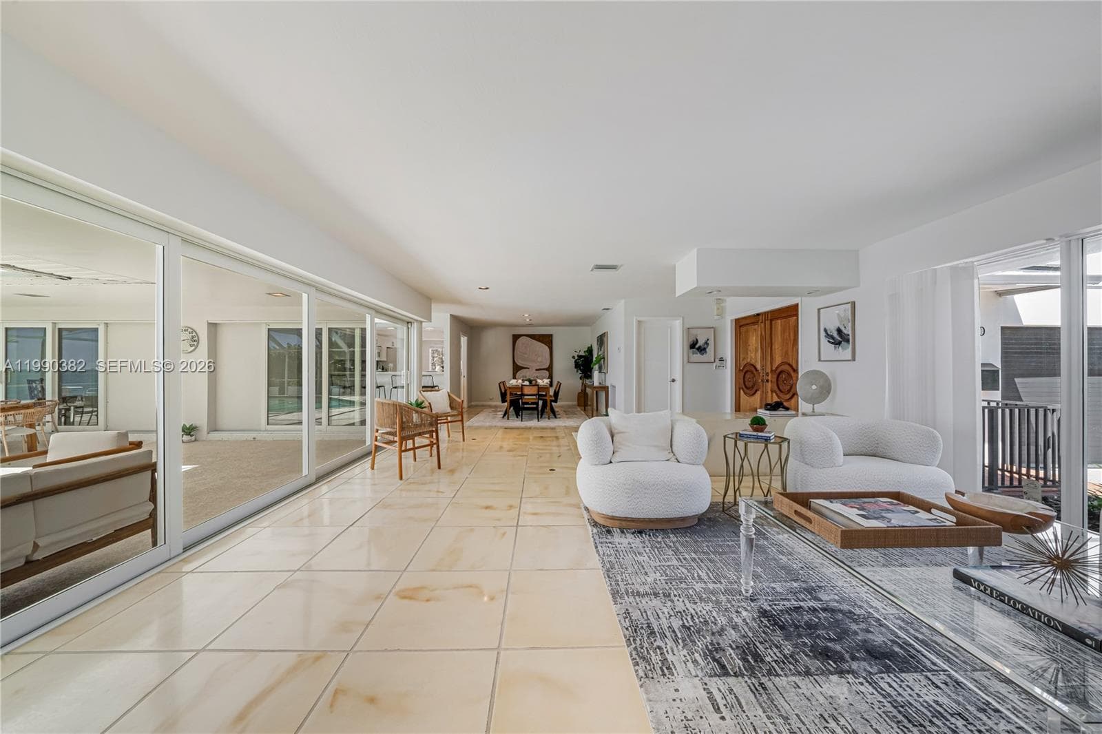 640 Mashta Dr photo 19