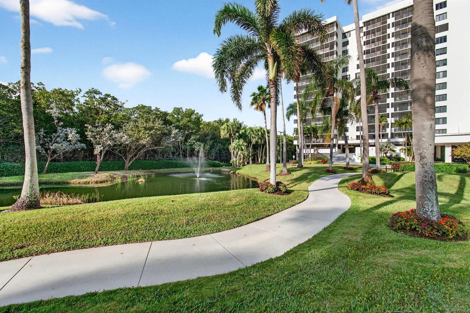 3420 S Ocean Boulevard #5z 2