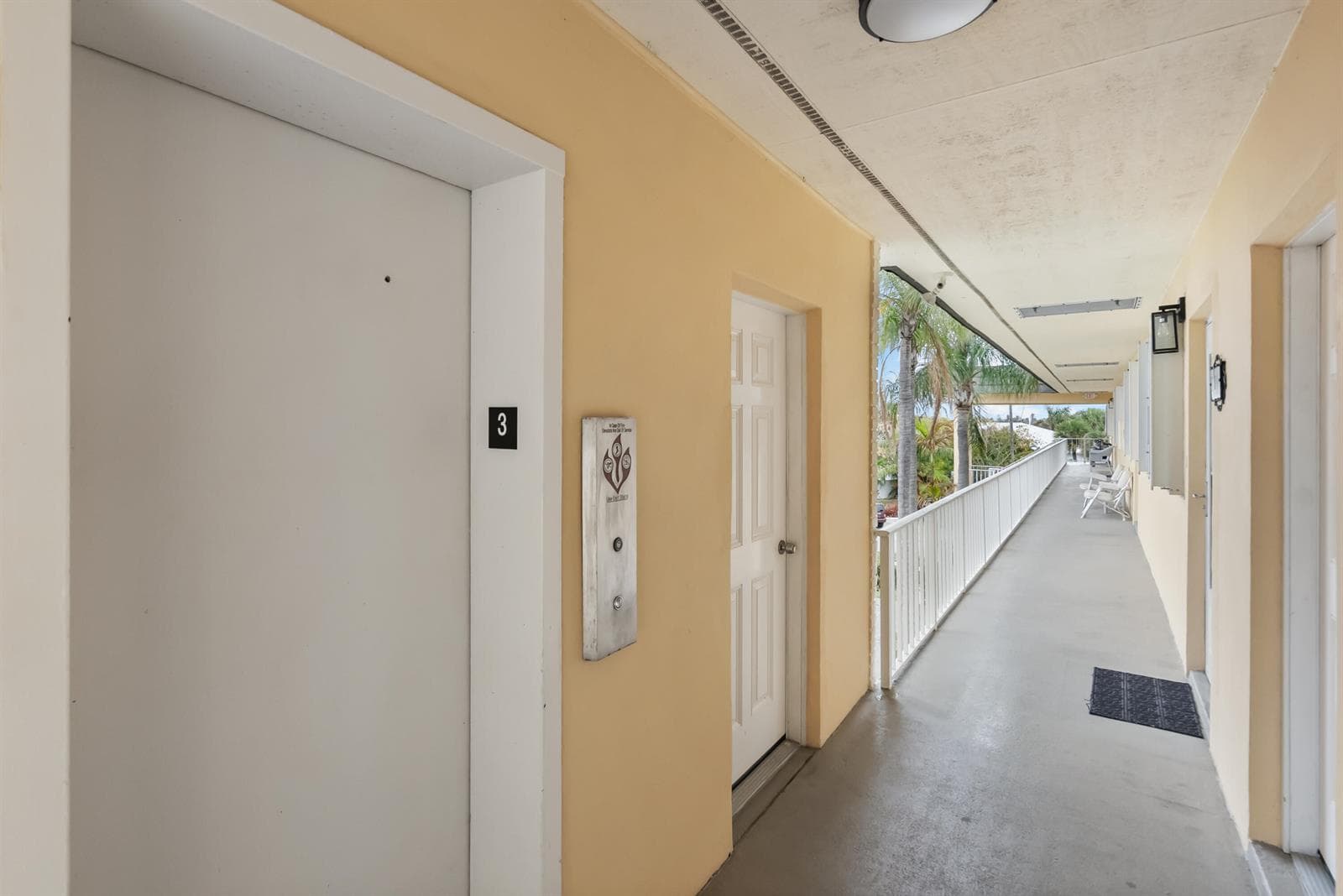 1351 Bayshore Drive 304 photo 2