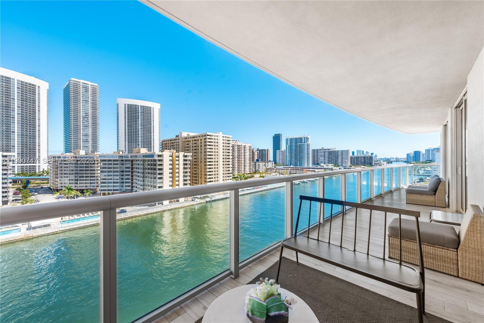 2600 Hallandale Beach Blvd 1