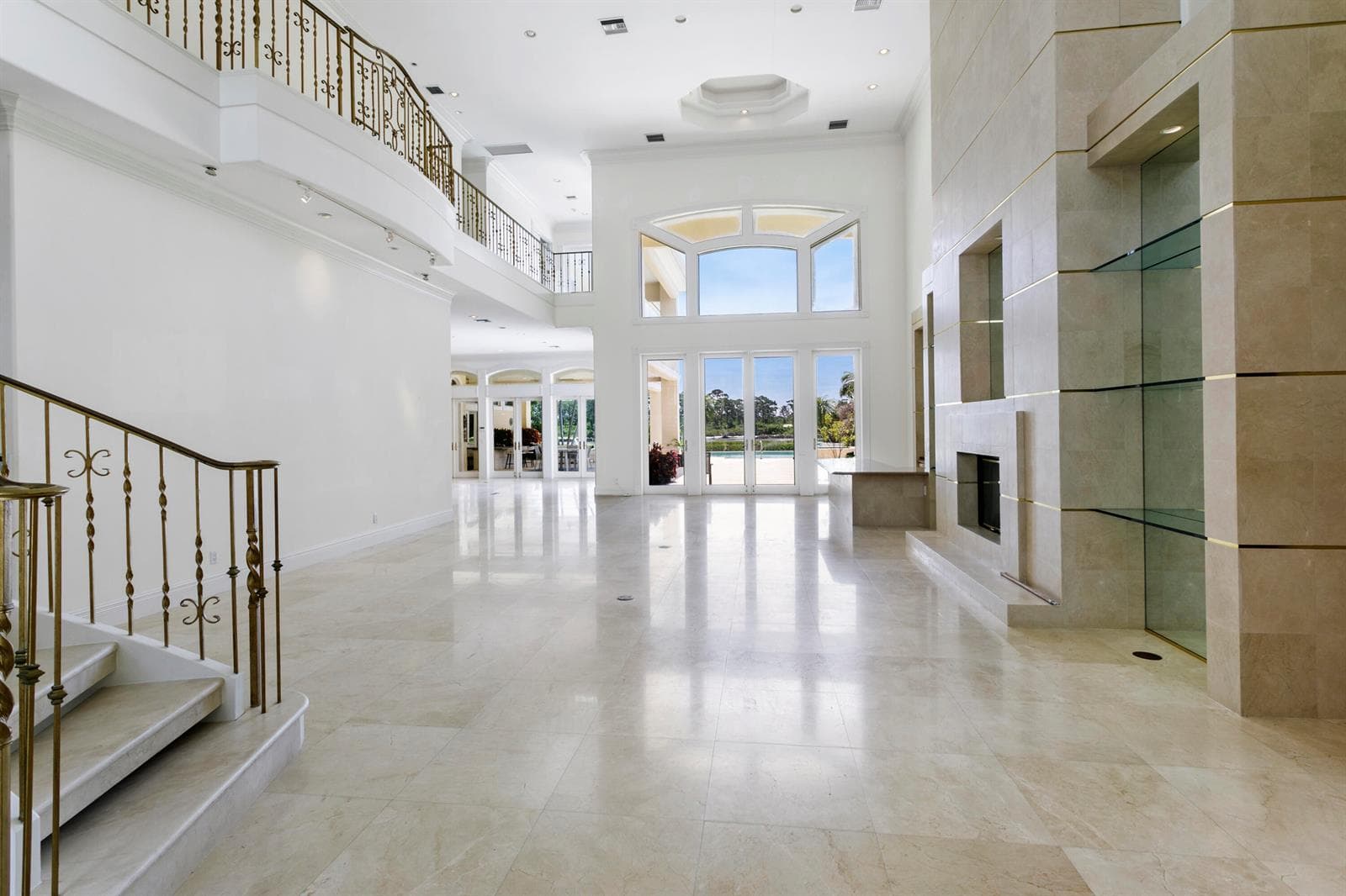 194 Spyglass Court photo 13