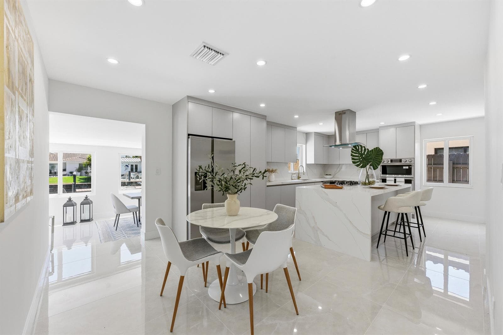 2280 SE 10th Court 5