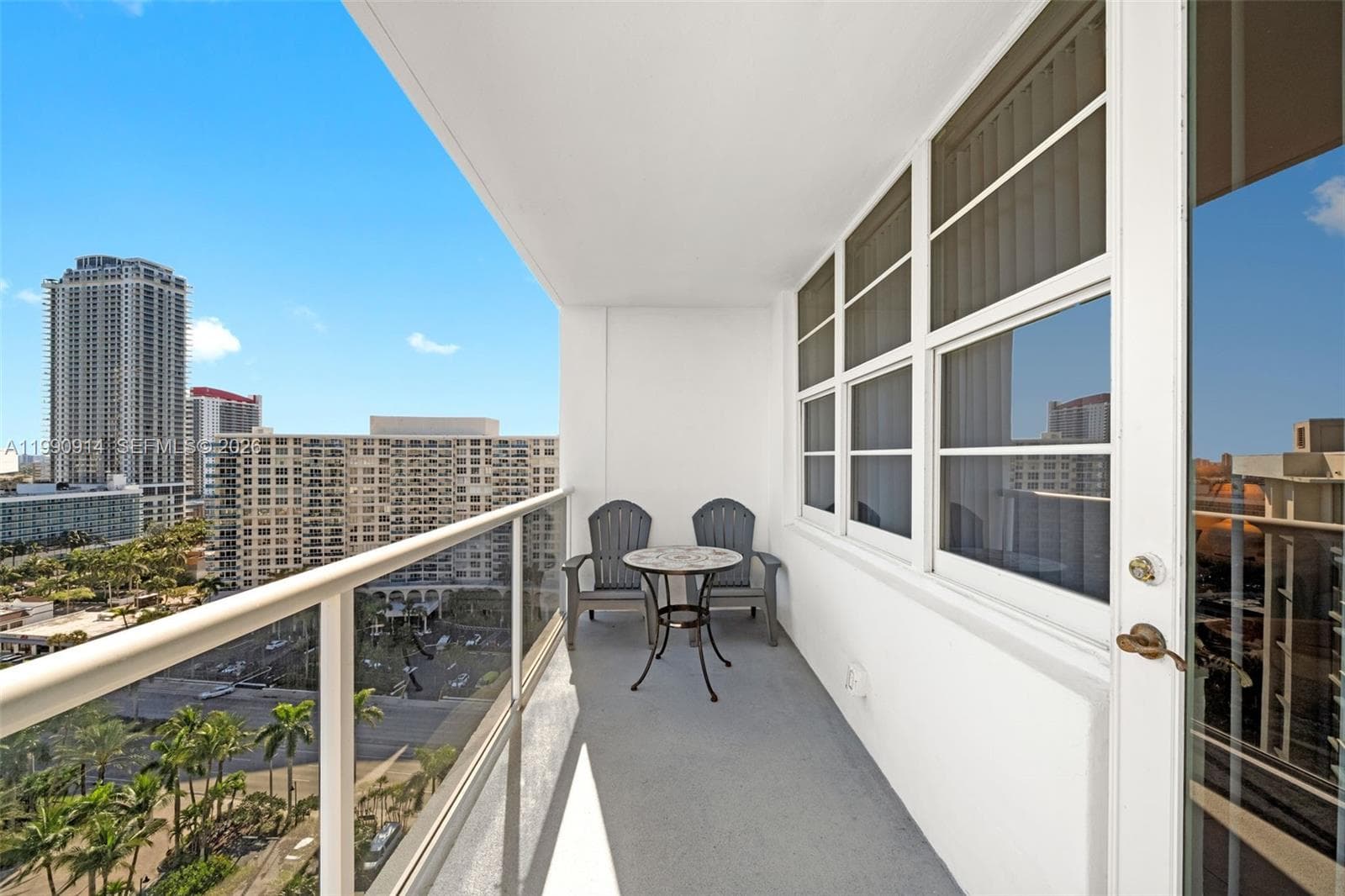 3725 S Ocean Dr PH18 photo 23