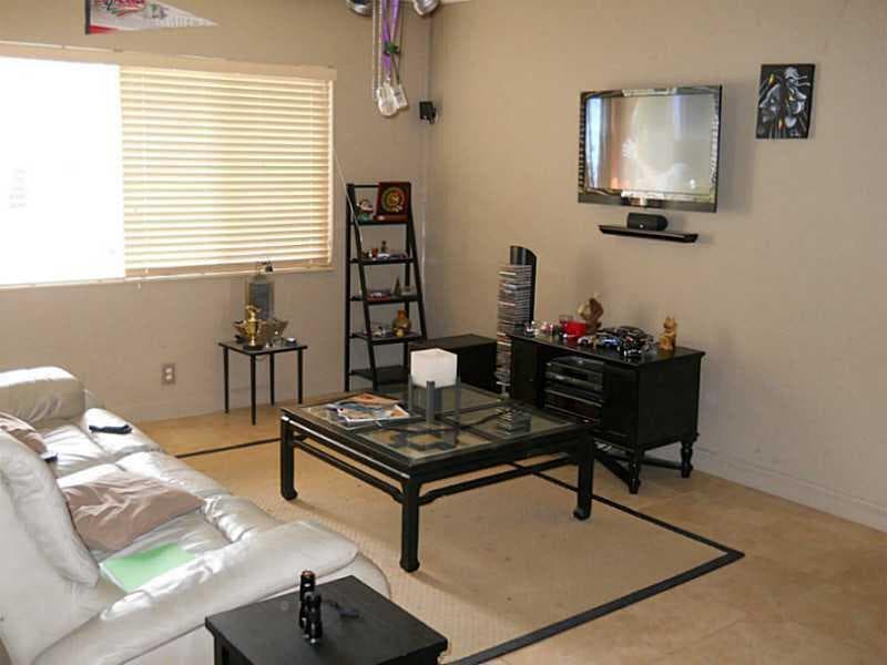 520 SW 15th Street #101 2