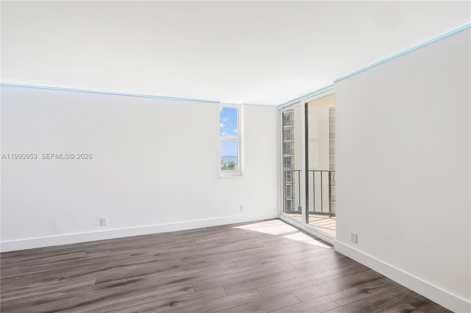 5420 Ocean Dr 504 photo 15