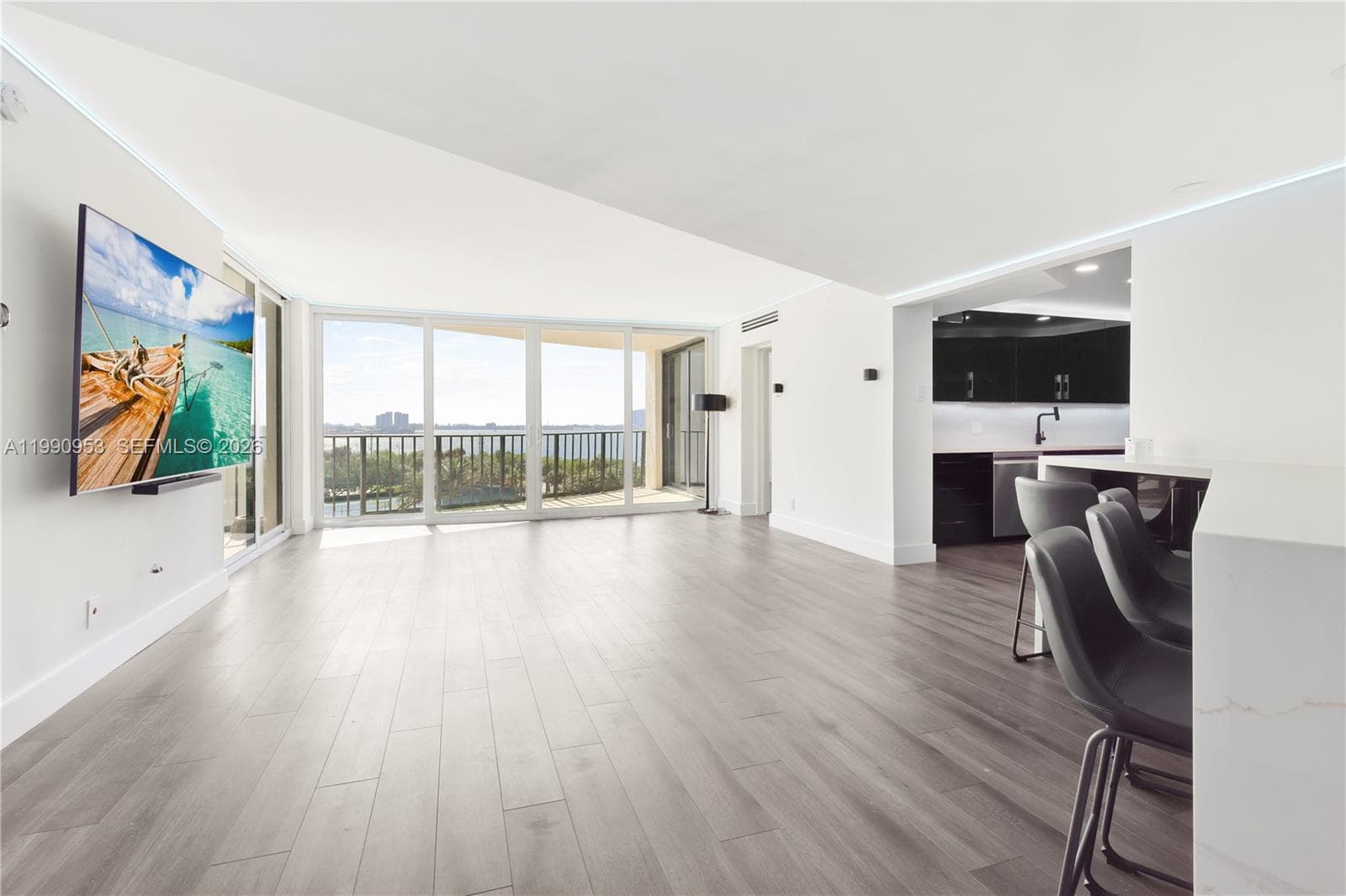 5420 Ocean Dr 504 photo 8