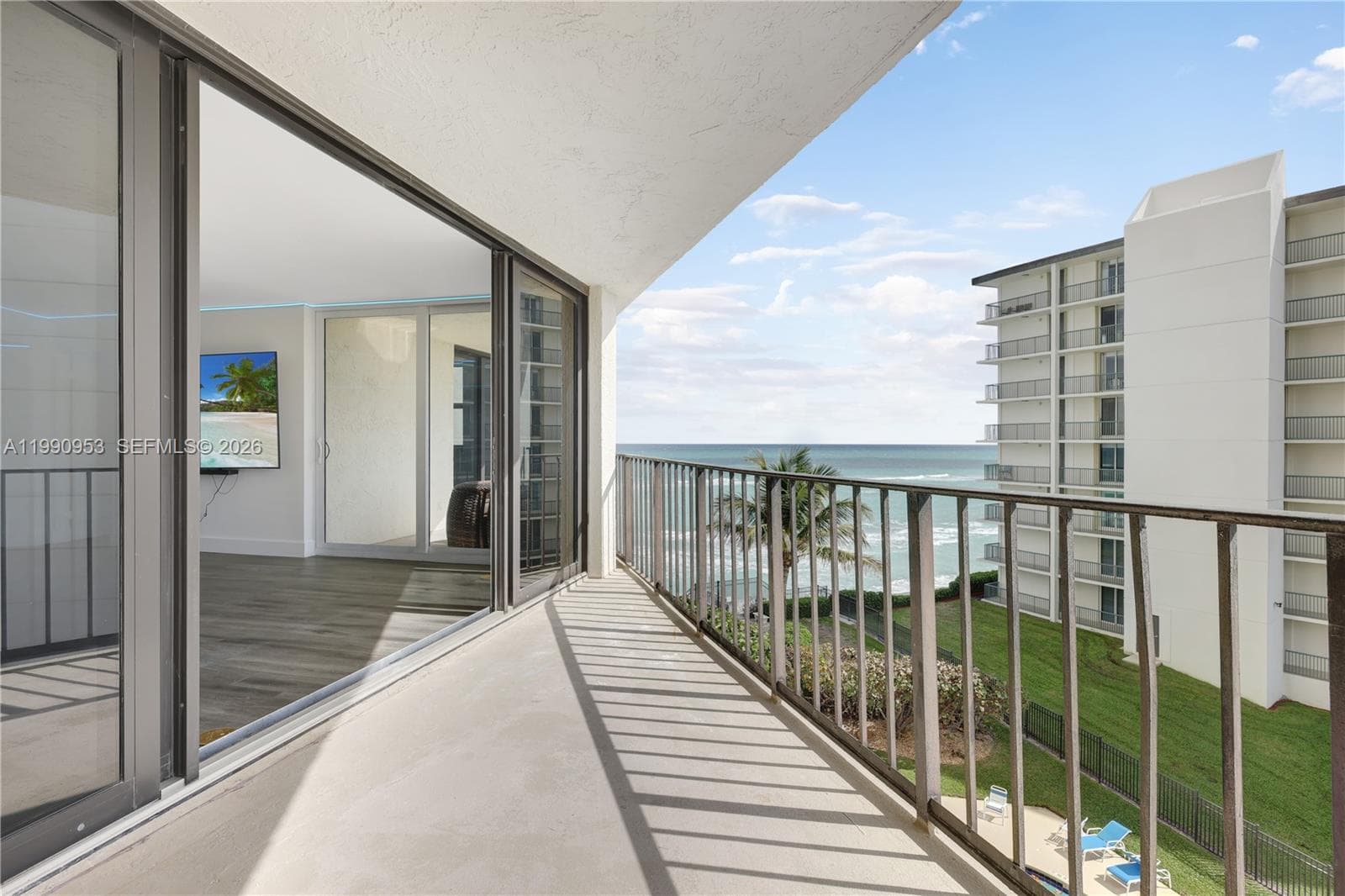 5420 Ocean Dr 504 photo 25