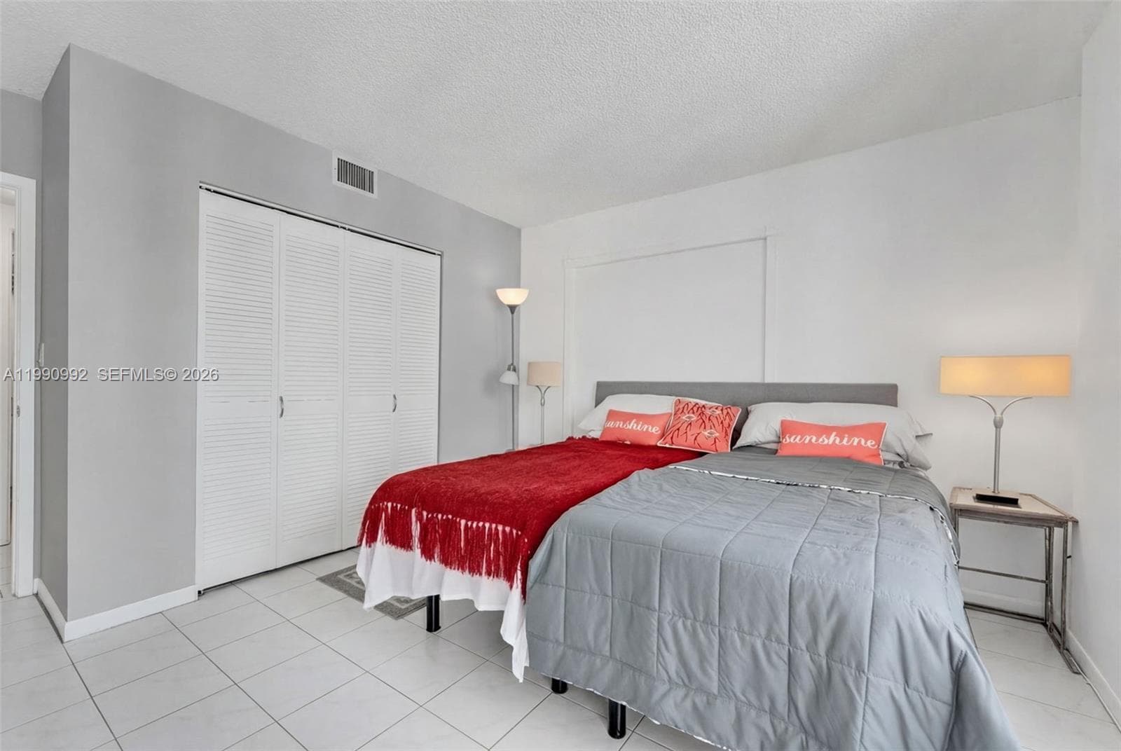 2500 PARKVIEW DR 1418 photo 13