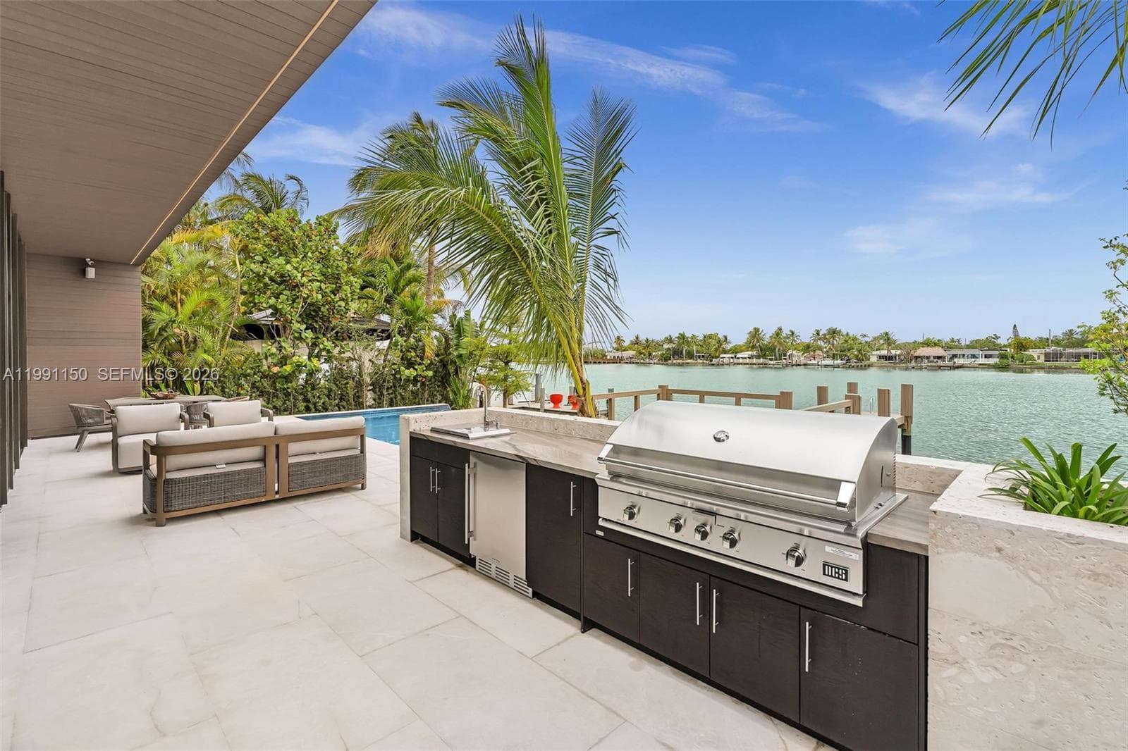 535 Shore Dr photo 21