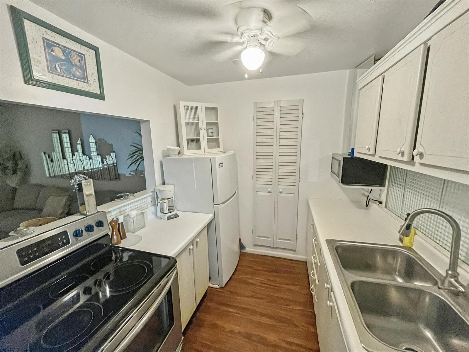 101 Doolen Court #305 4