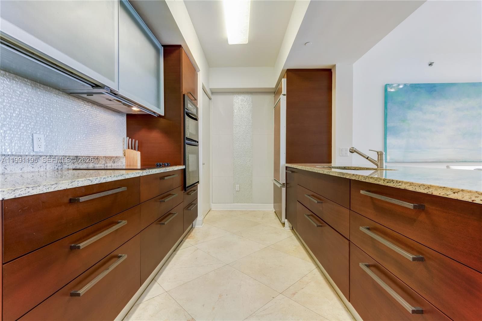 1830 Ocean Dr 3804 photo 6