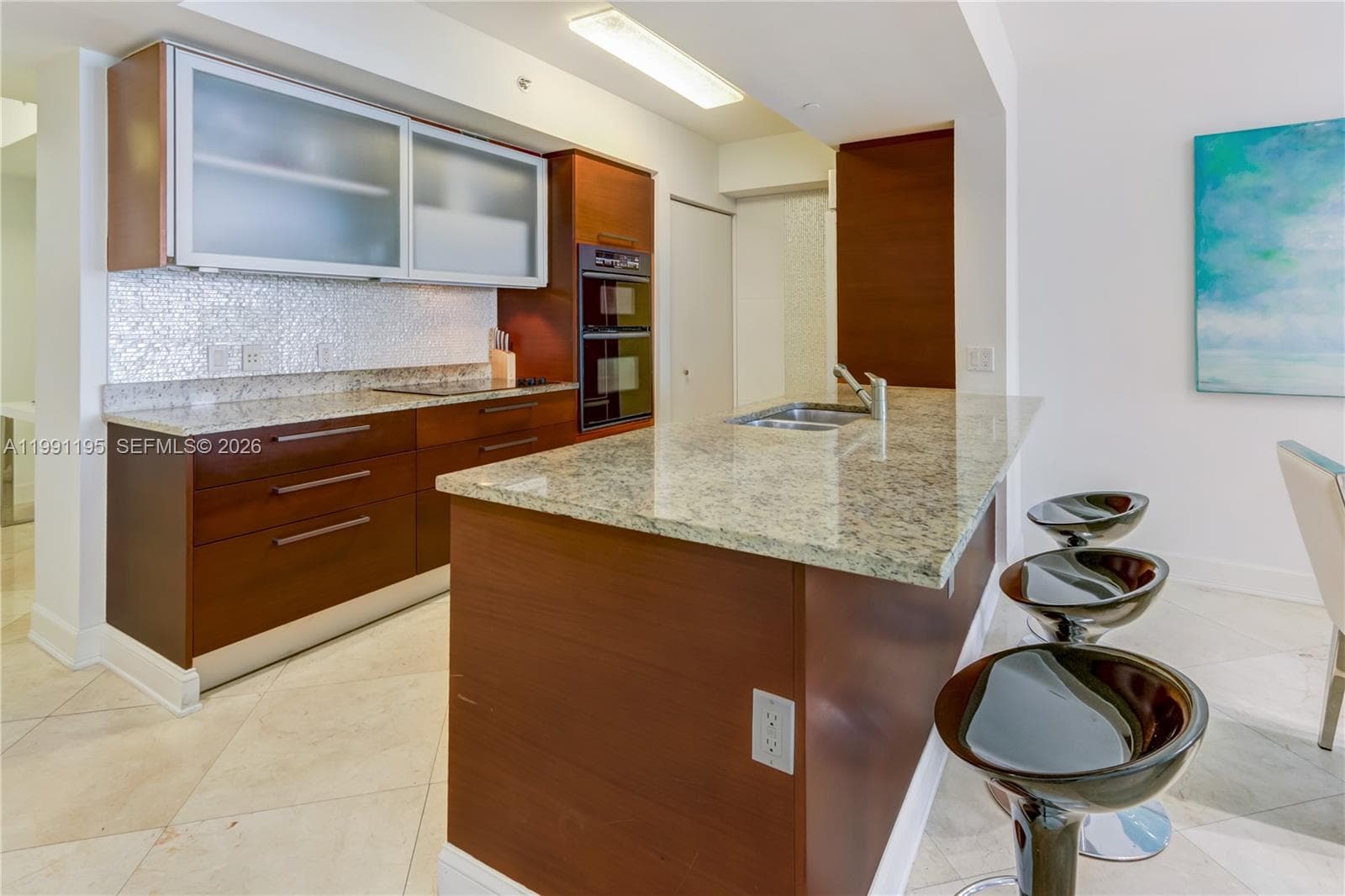 1830 Ocean Dr 5
