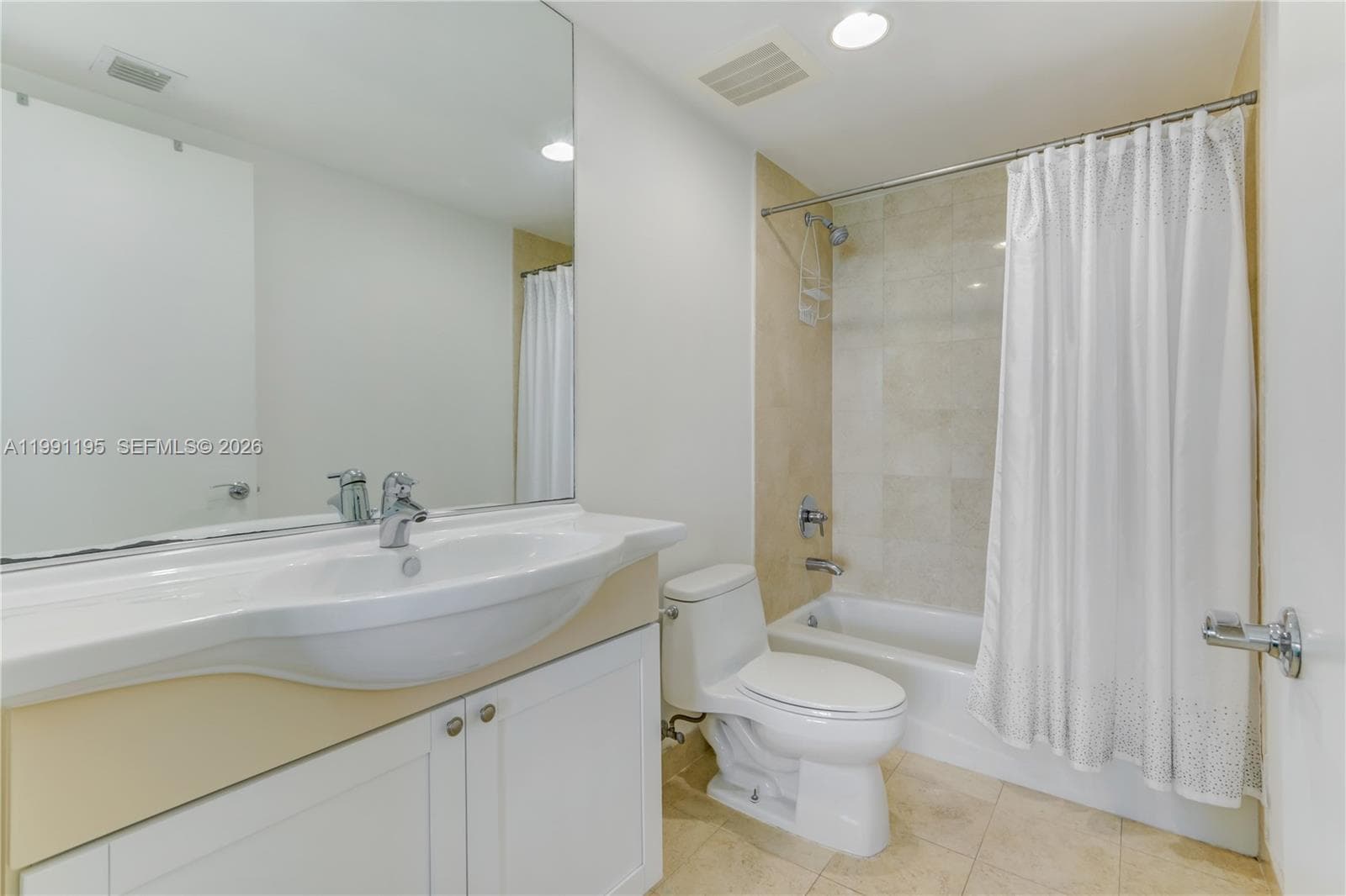1830 Ocean Dr 3804 photo 20