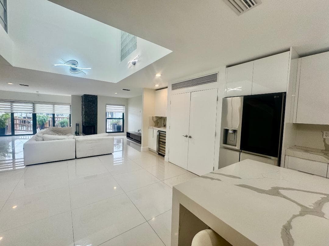 1127 Boca Cove Lane 2