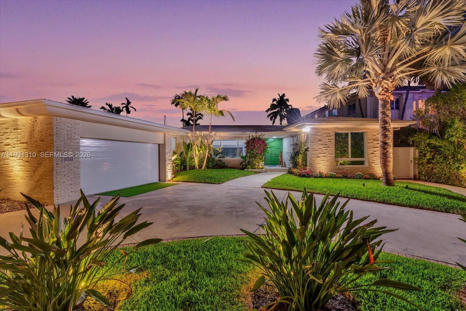 1277 Biscaya Dr 1