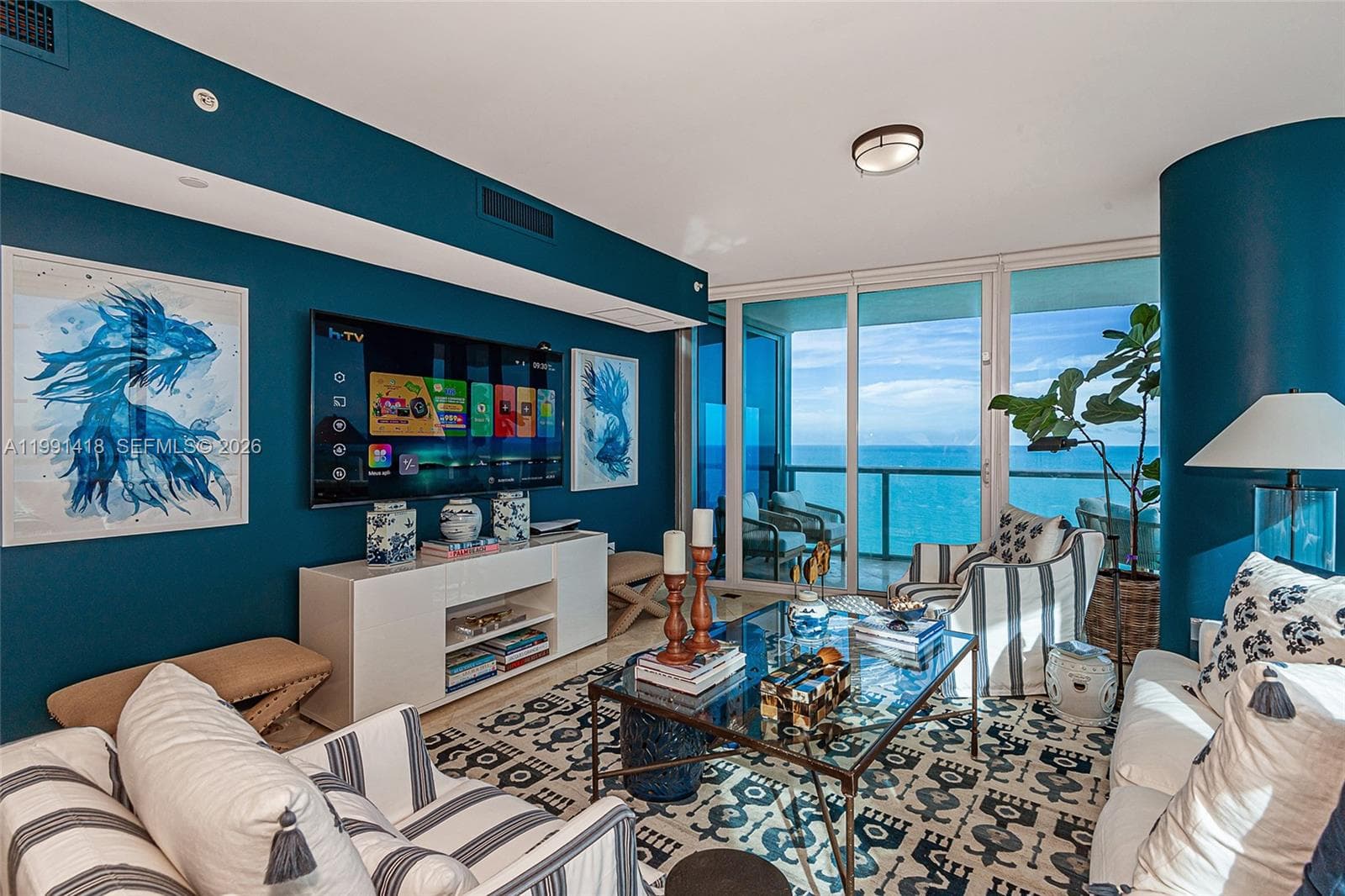 17001 Collins Ave 4