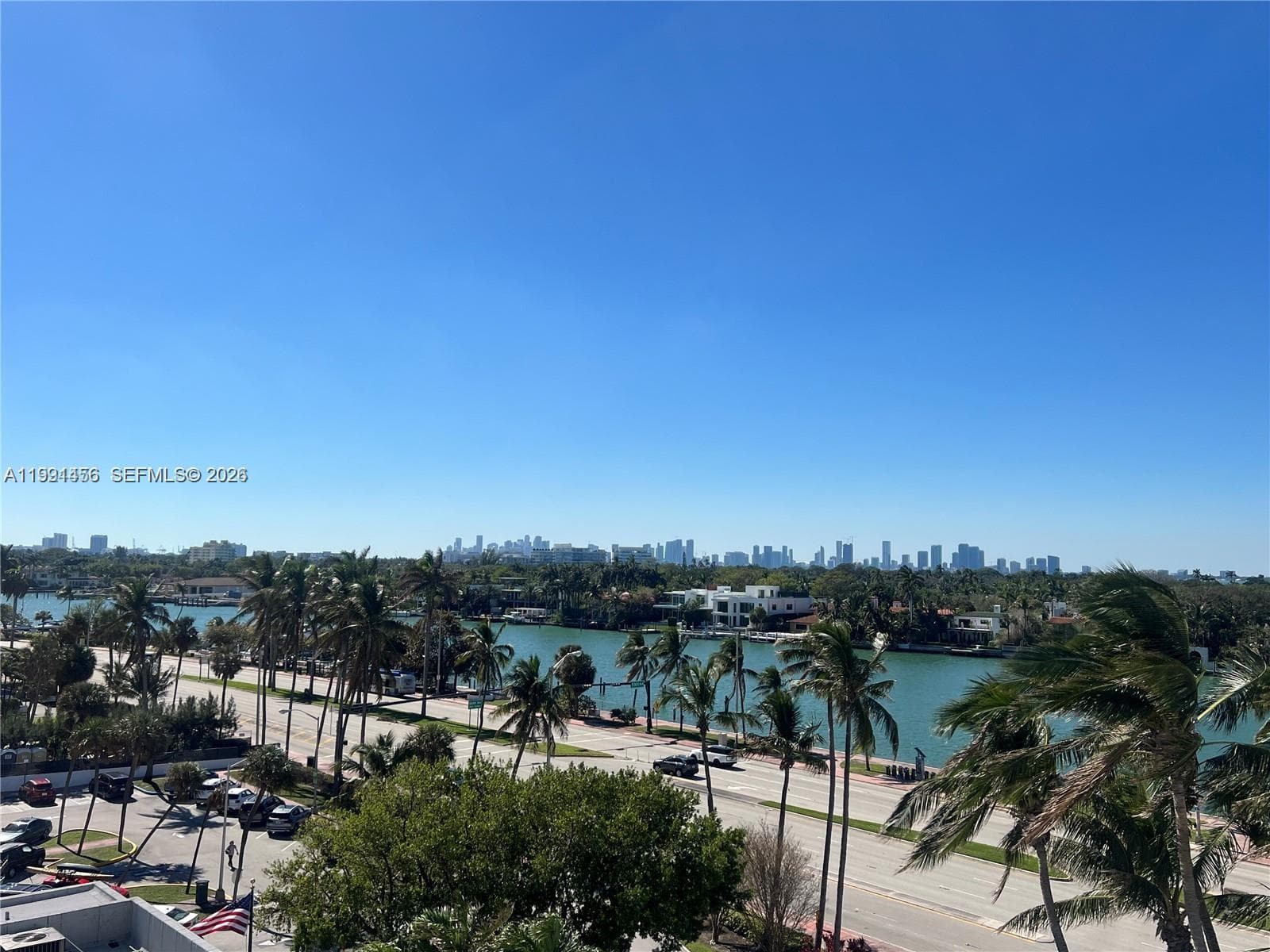 5313 Collins Ave 704 photo 3