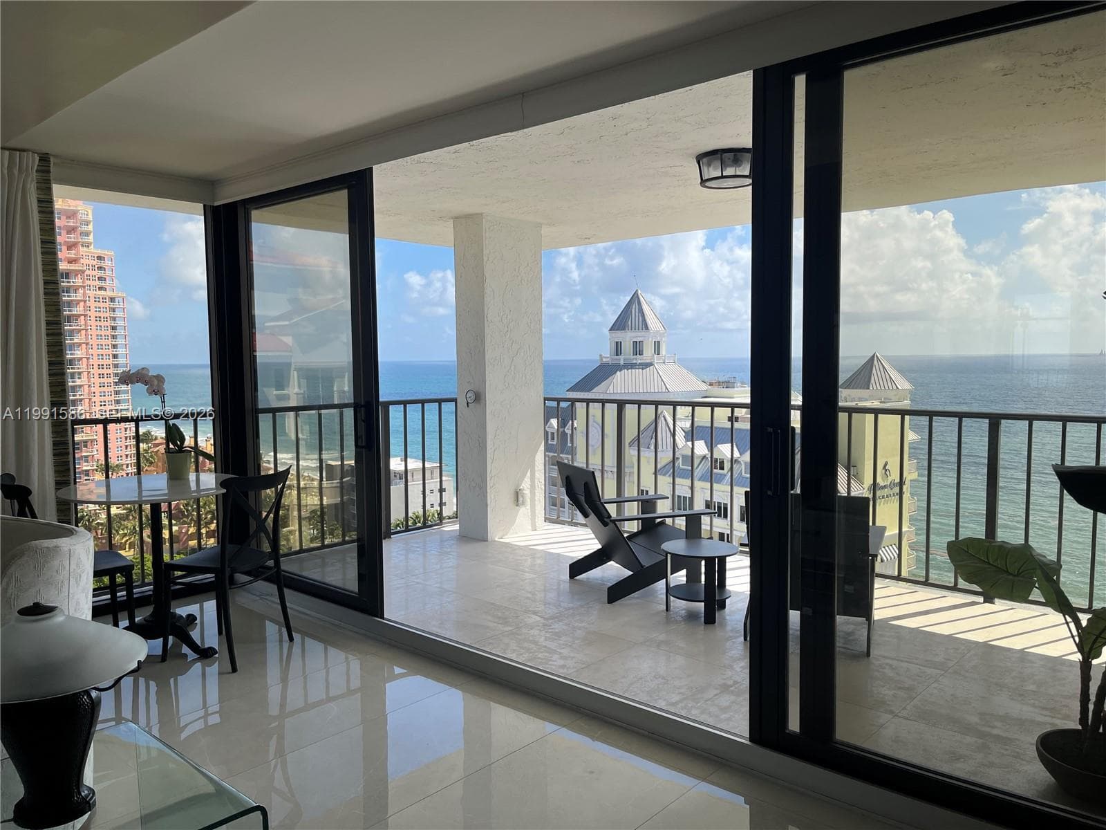 1905 Ocean Blvd 2