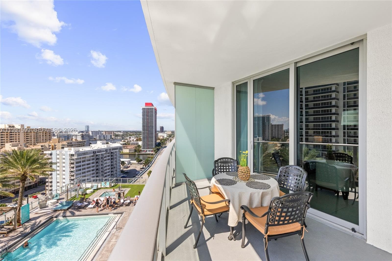 4111 Ocean Dr 3
