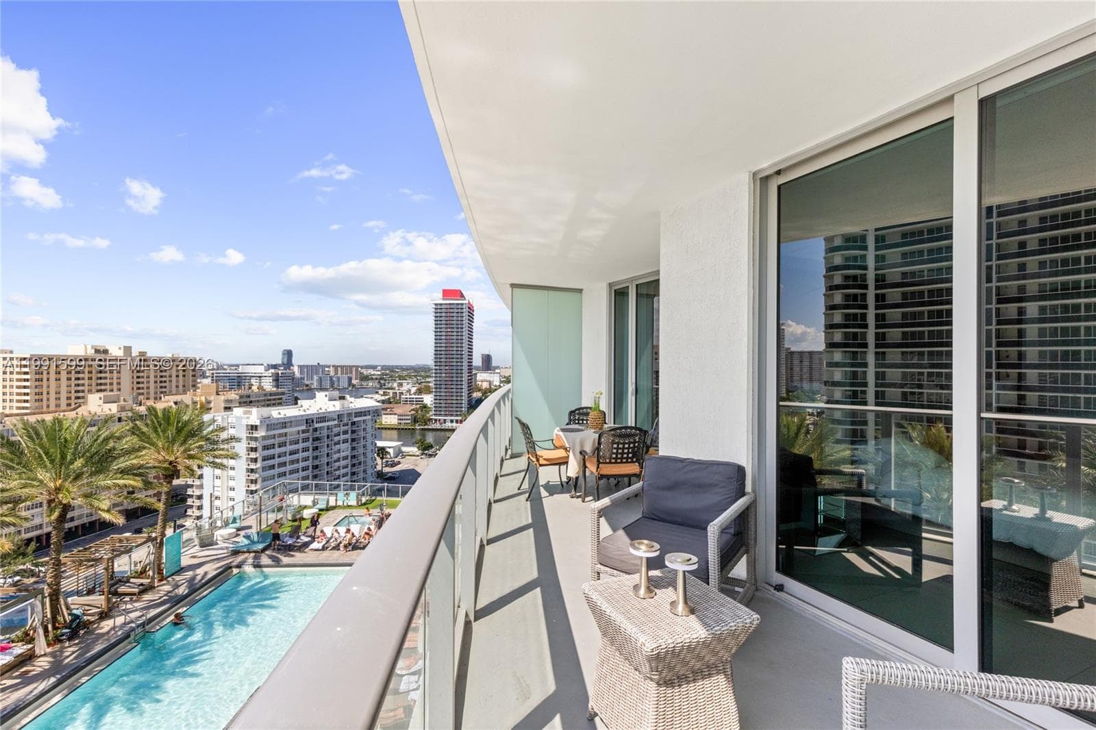 4111 Ocean Dr 4
