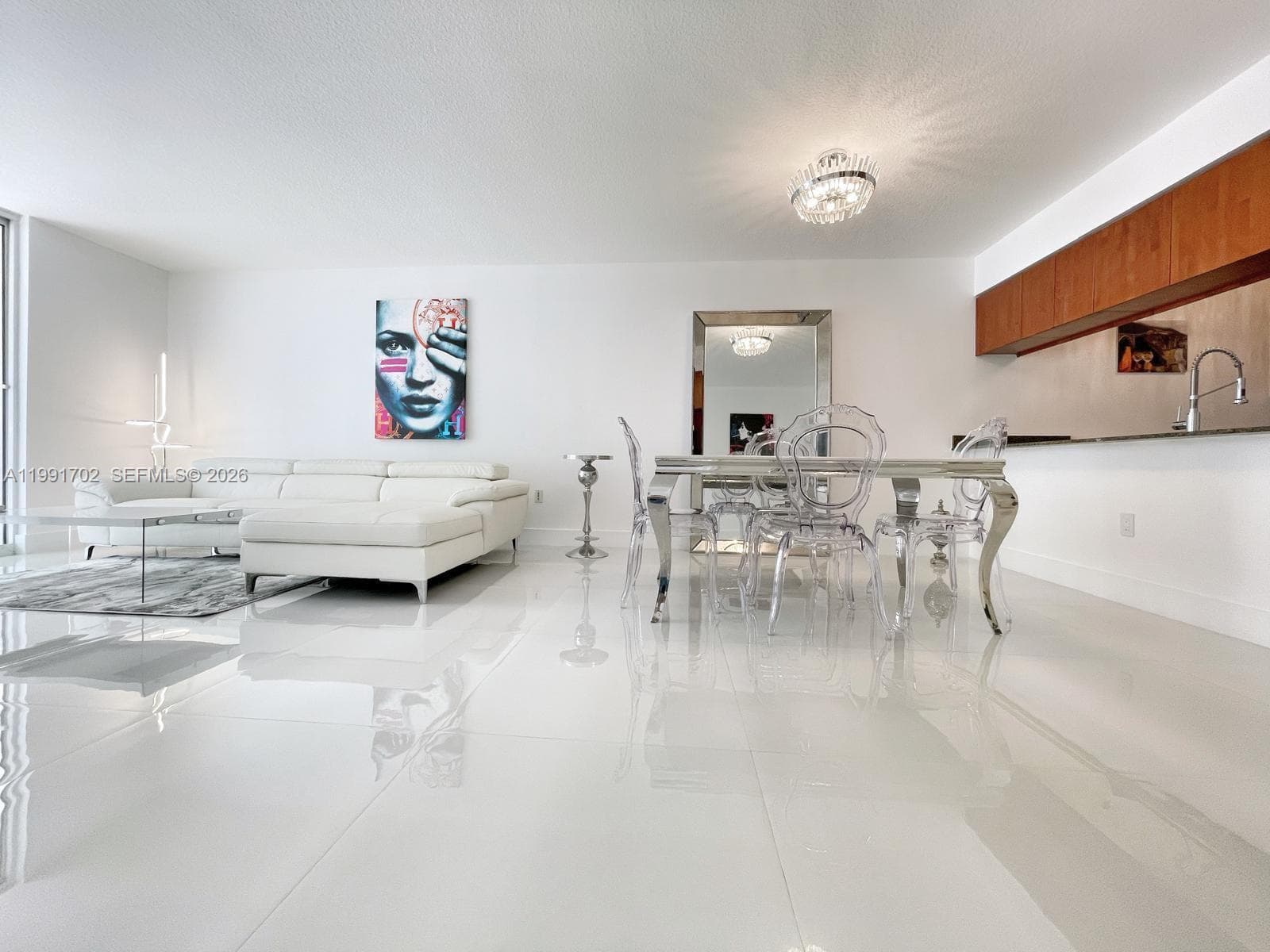 1200 SE Brickell Bay Dr 1707 photo 3
