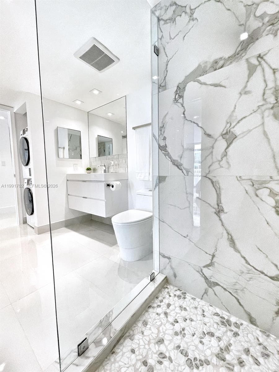 1200 SE Brickell Bay Dr 1707 photo 14