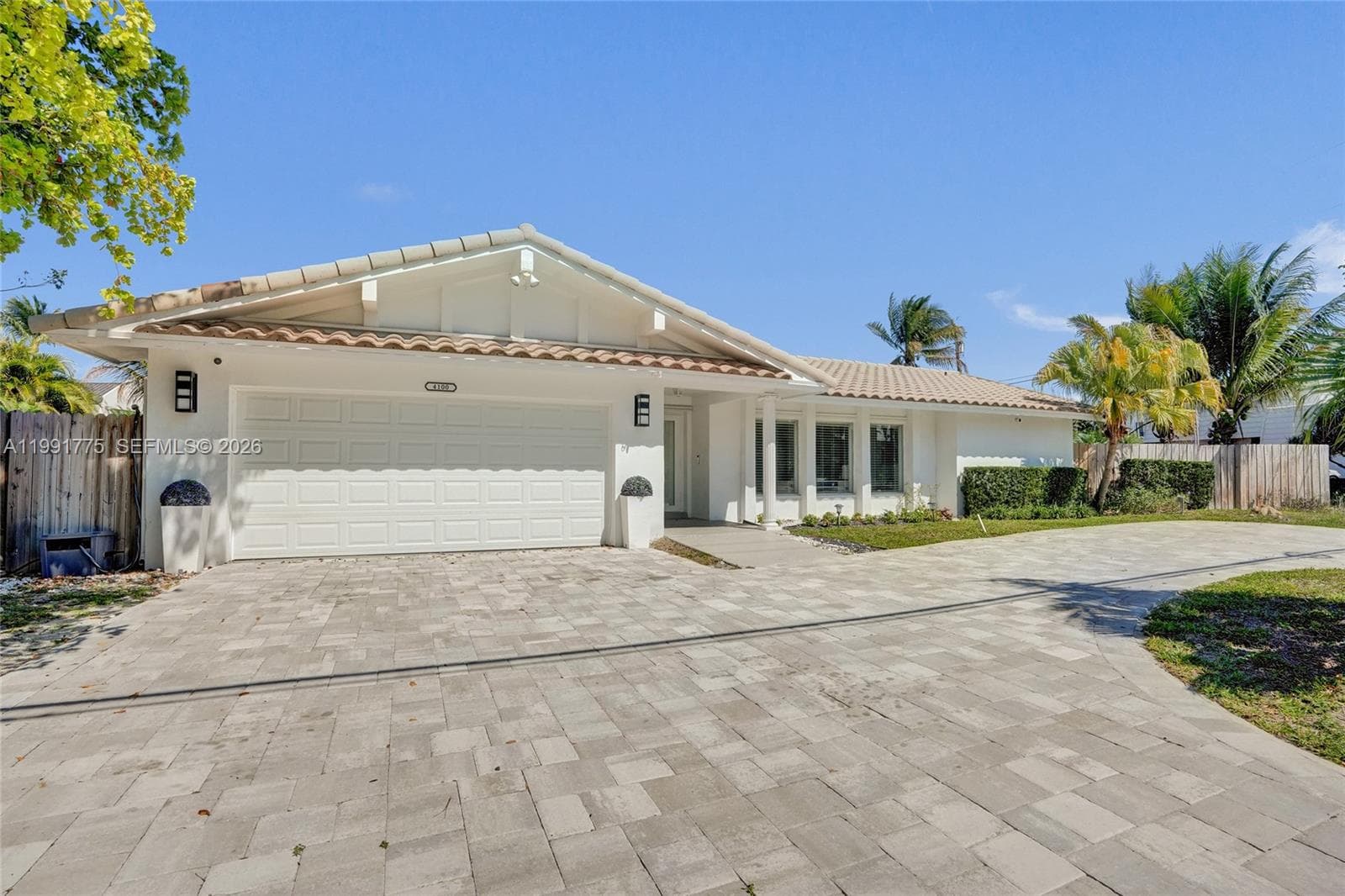 4100 Bayview Dr photo 23