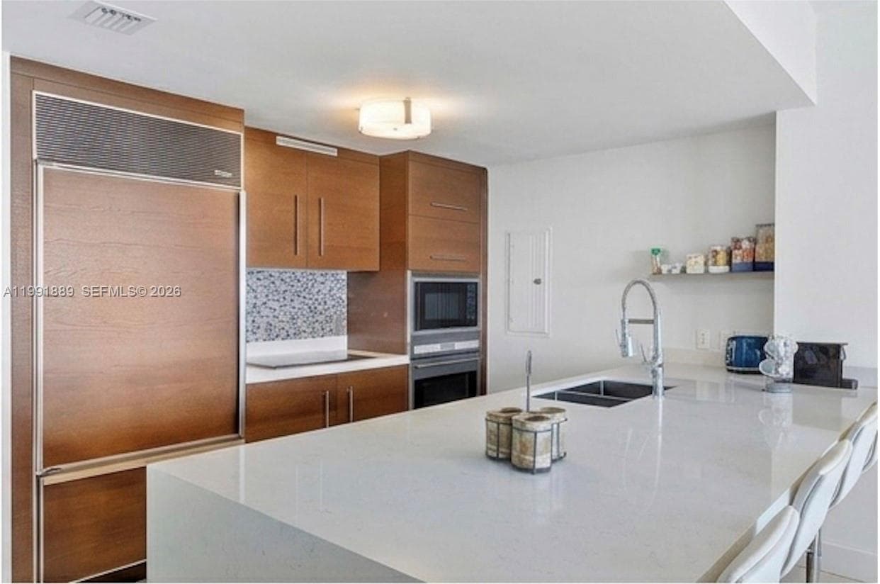 465 Brickell Ave 3905 photo 3