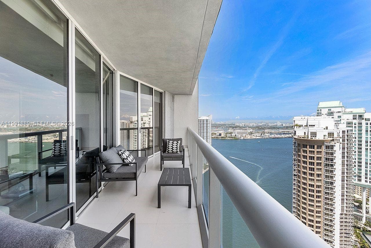 465 Brickell Ave 3905 photo 14