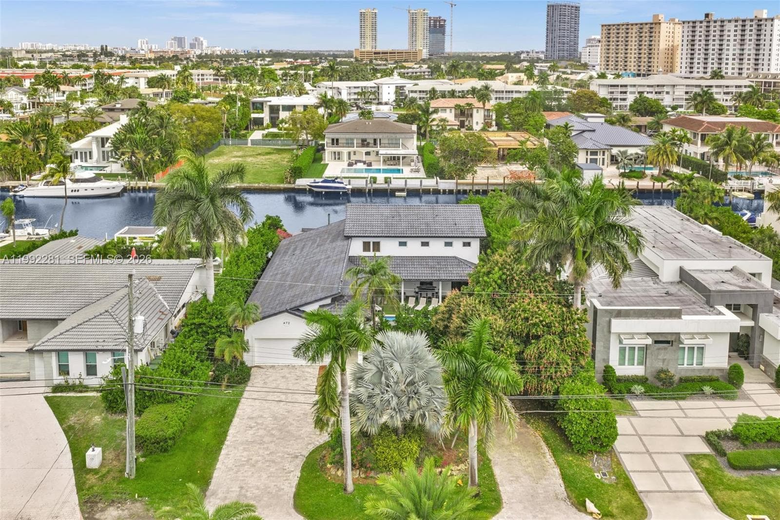 472 Sunset Dr 3