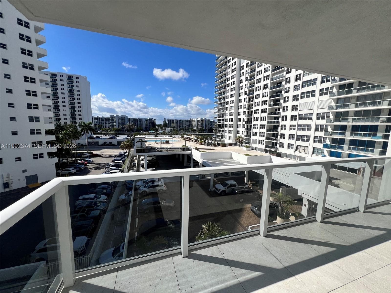 2751 S Ocean Dr 508S photo 18