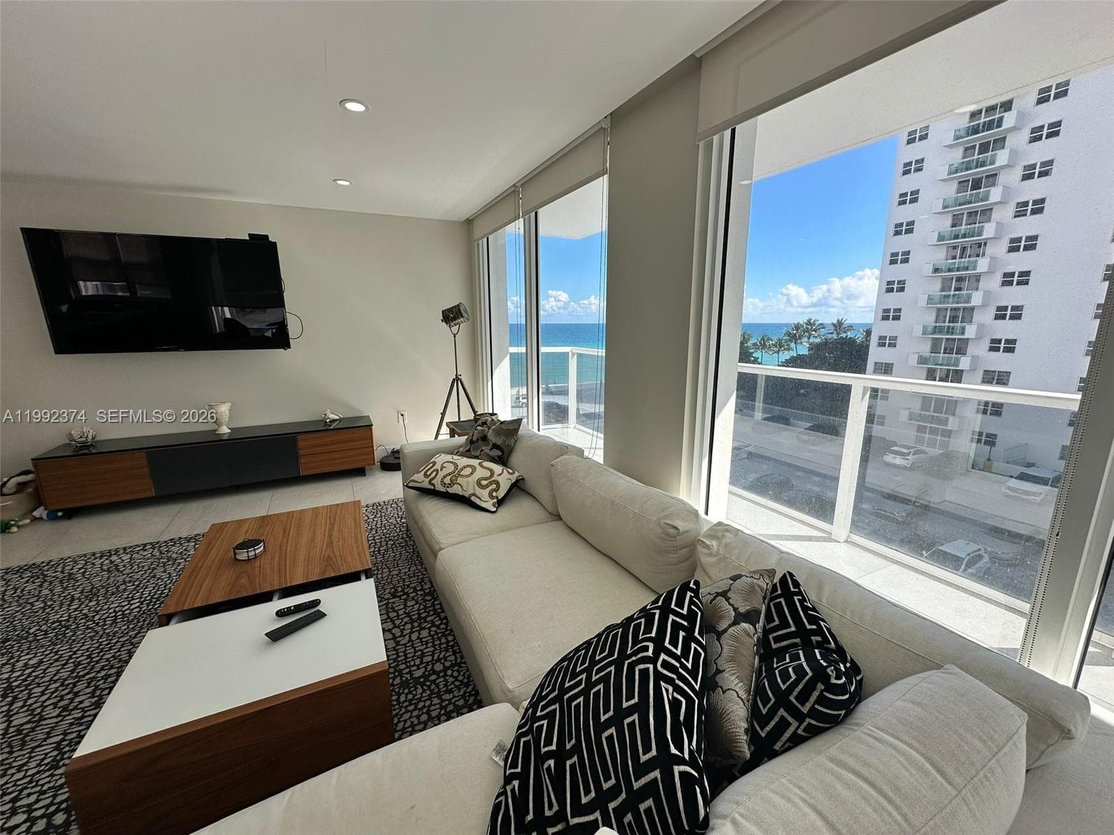 2751 S Ocean Dr 508S photo 4