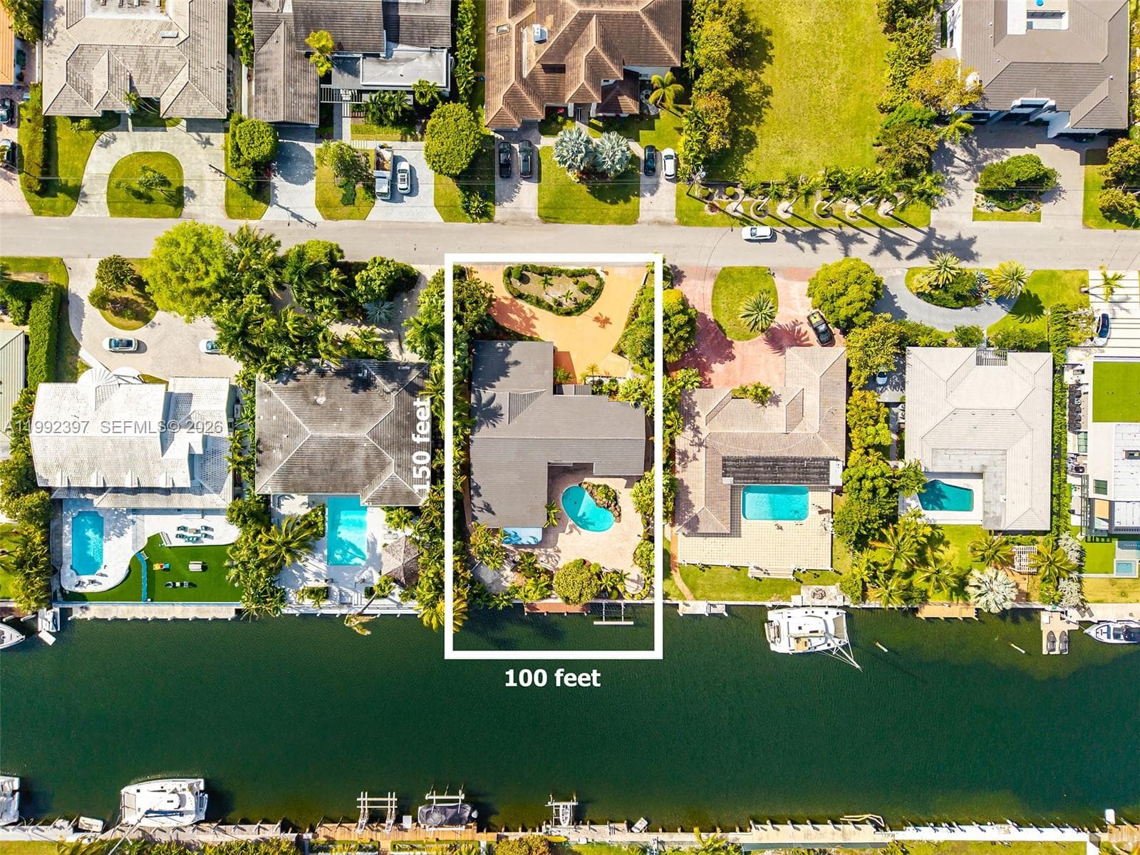 448 Poinciana Dr 5