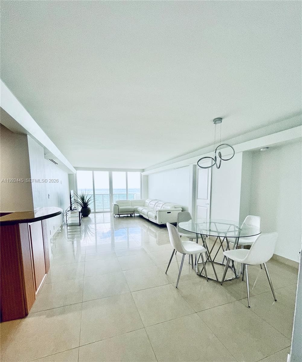 3140 Ocean Dr 3