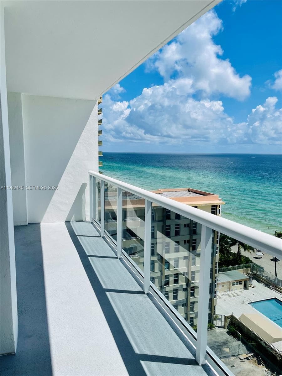 3140 Ocean Dr 1