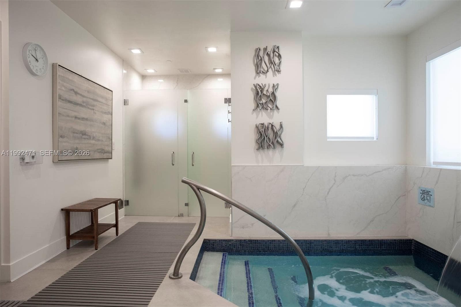 4779 Collins Ave 808 photo 4