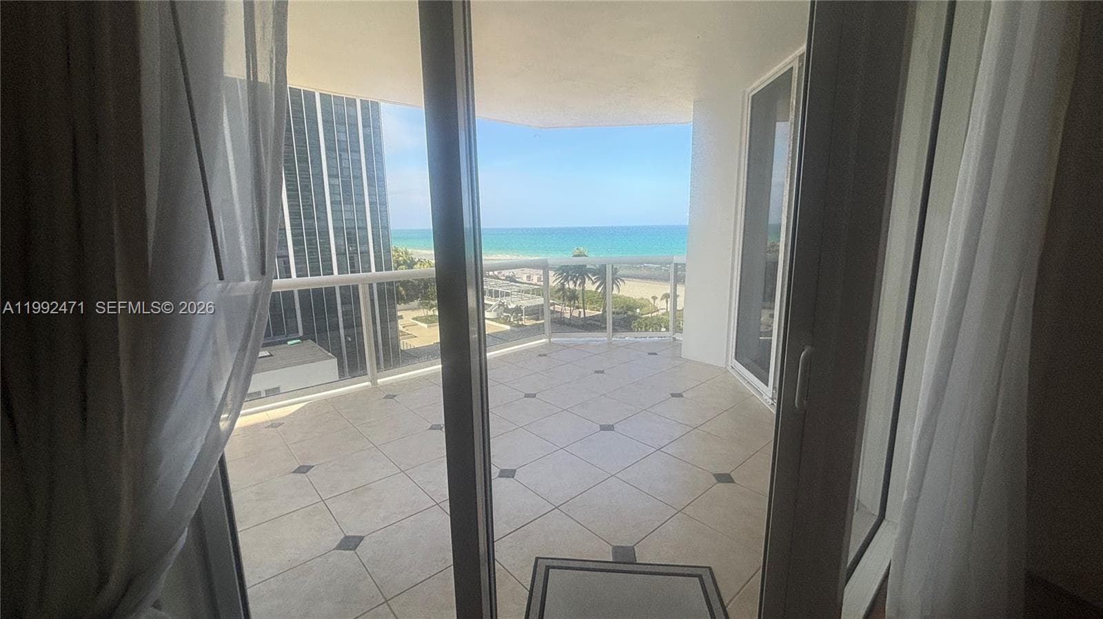 4779 Collins Ave 808 photo 25