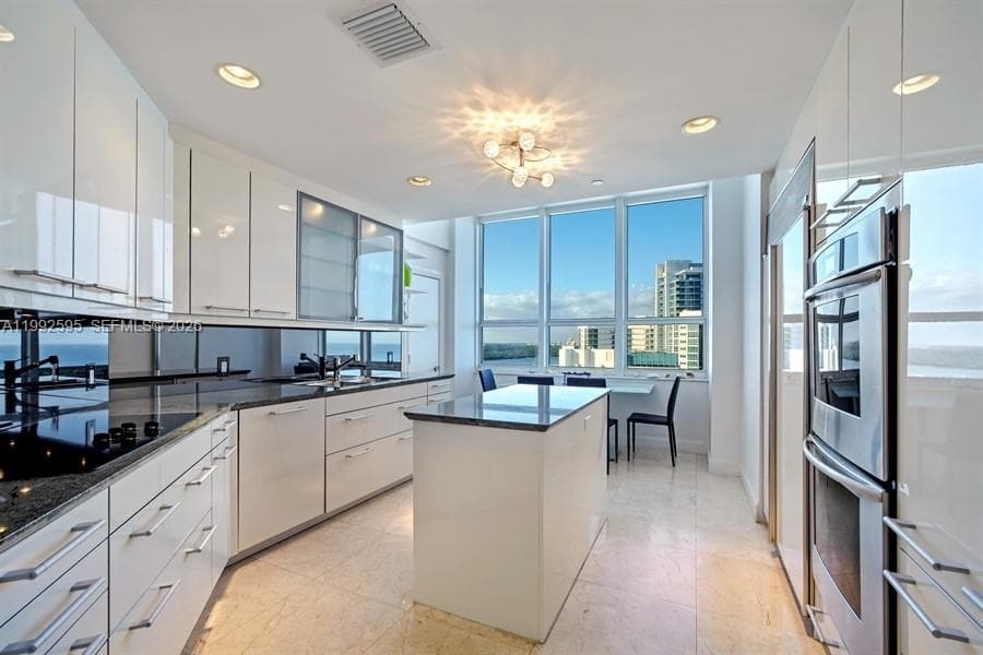 10225 Collins Ave 1703 photo 10