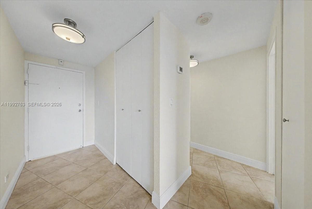 2451 Brickell Ave 4F photo 17