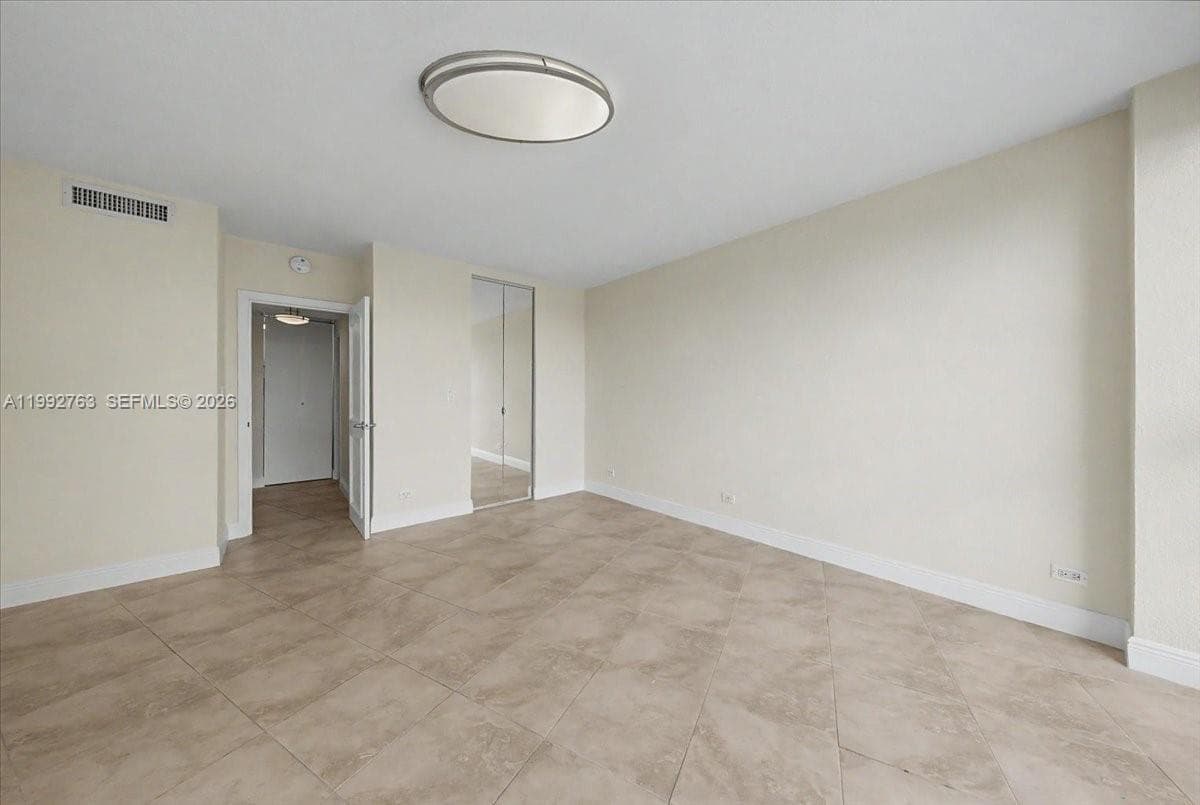 2451 Brickell Ave 4F photo 20