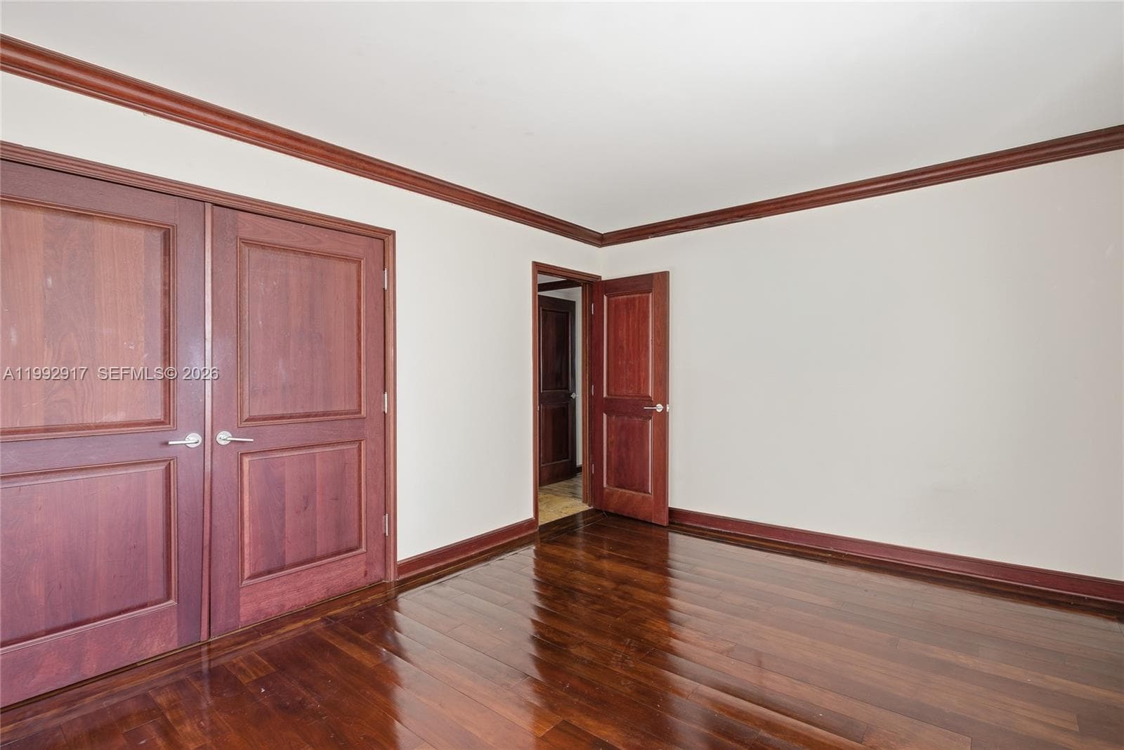 5555 Collins Ave 12N photo 25