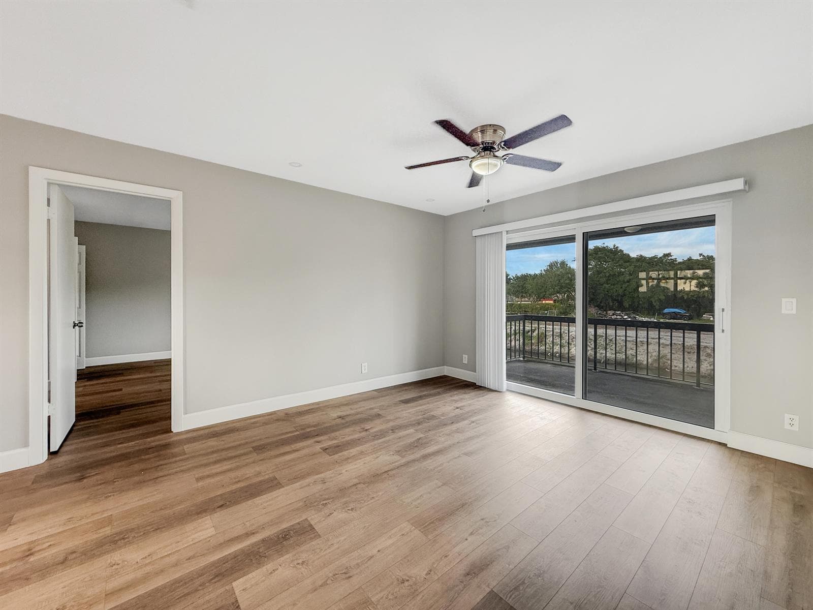 13586 Sabal Palm Court D photo 15