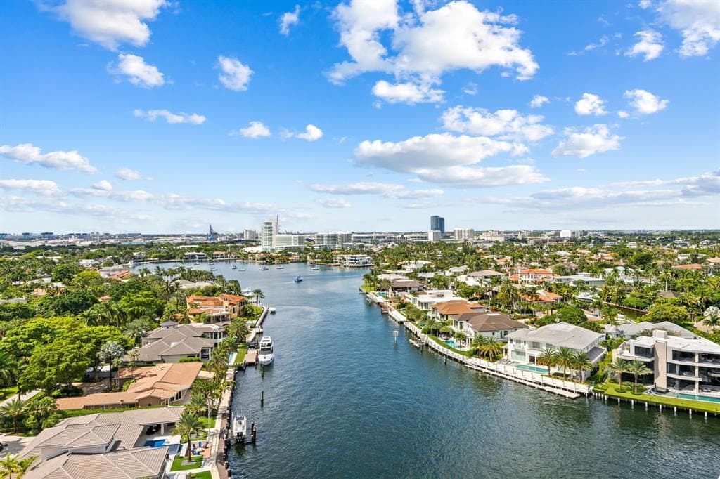 3055 Harbor Drive 1603 photo 1