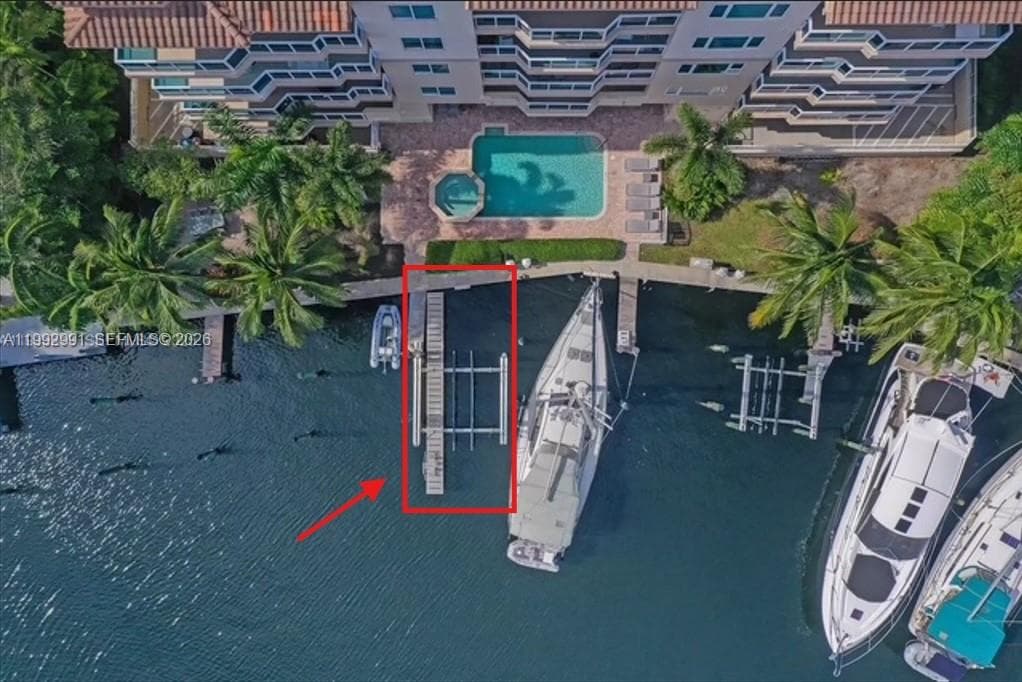 516 Hendricks Isle 3