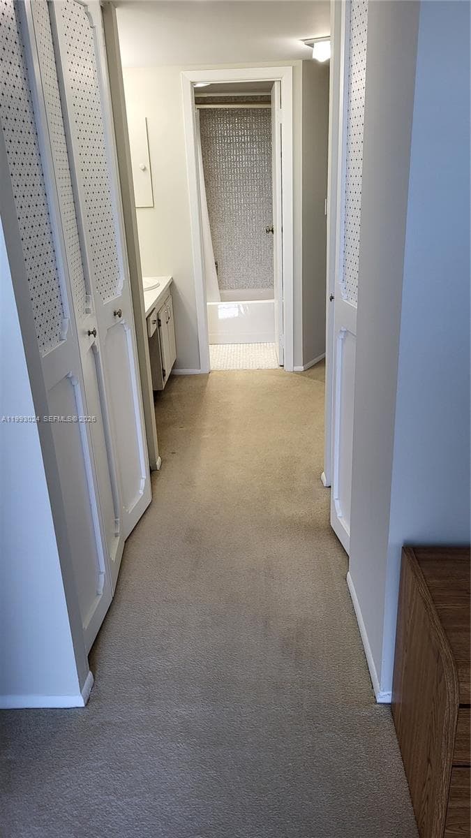3401 N Country Club Dr 402 photo 24