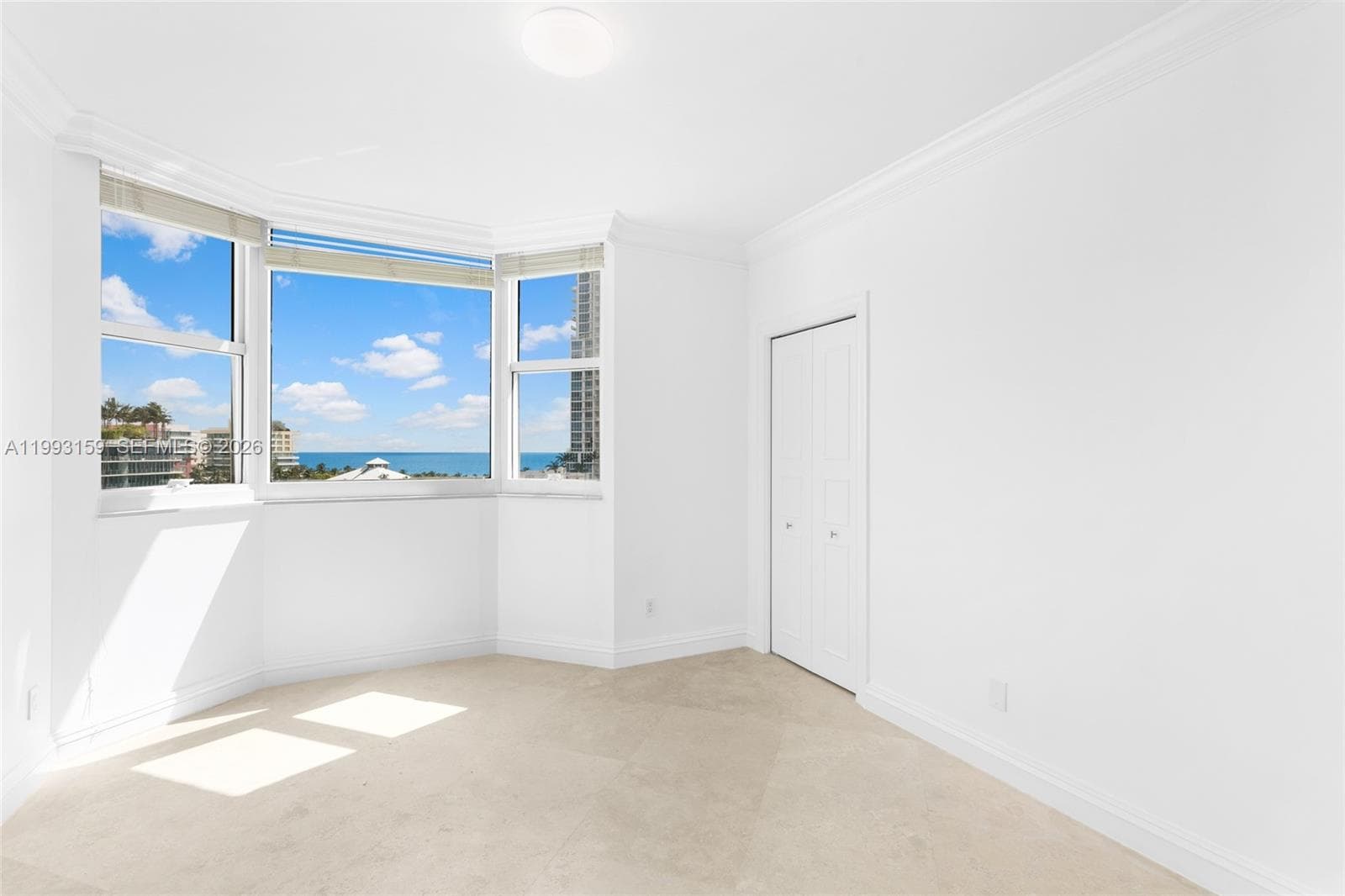 300 Pointe Drive 801 photo 22