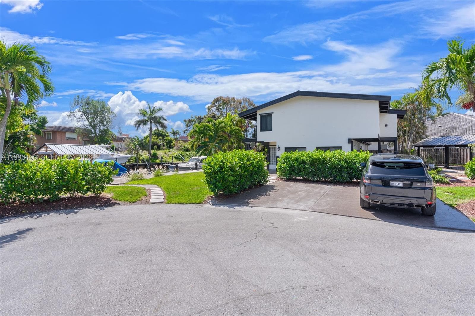 516 6th Ave 3