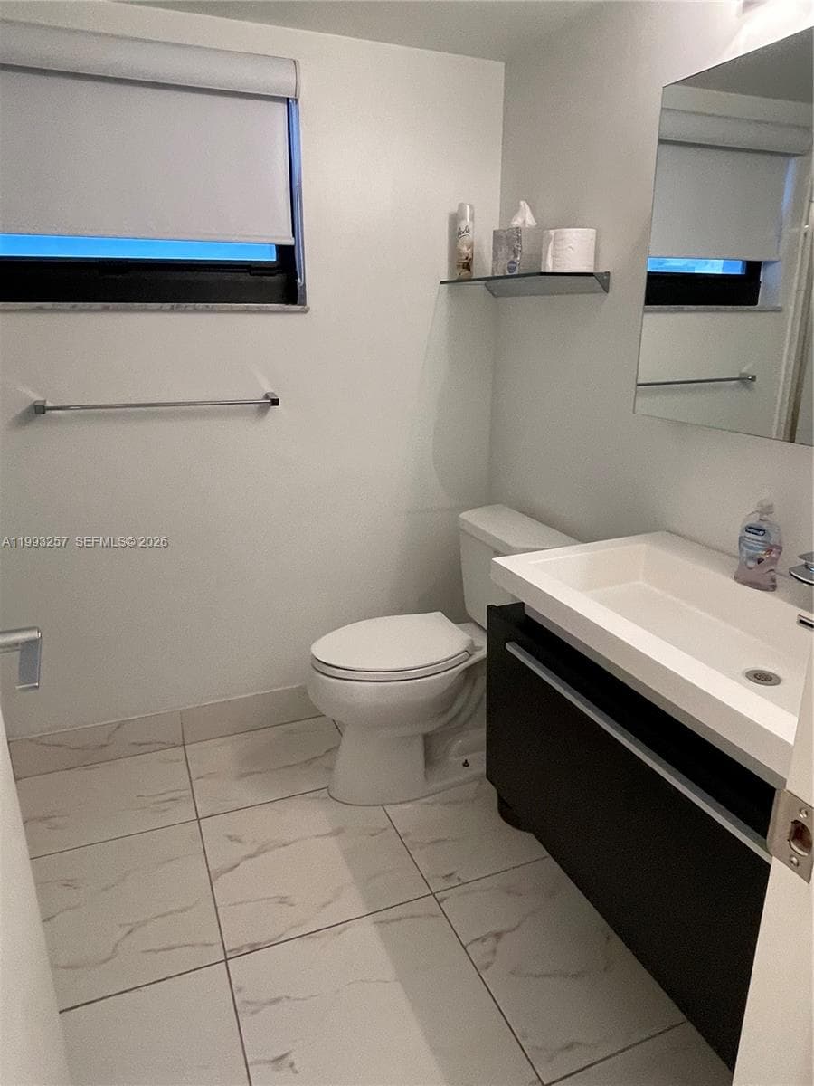 2301 S Ocean Dr 607 photo 13