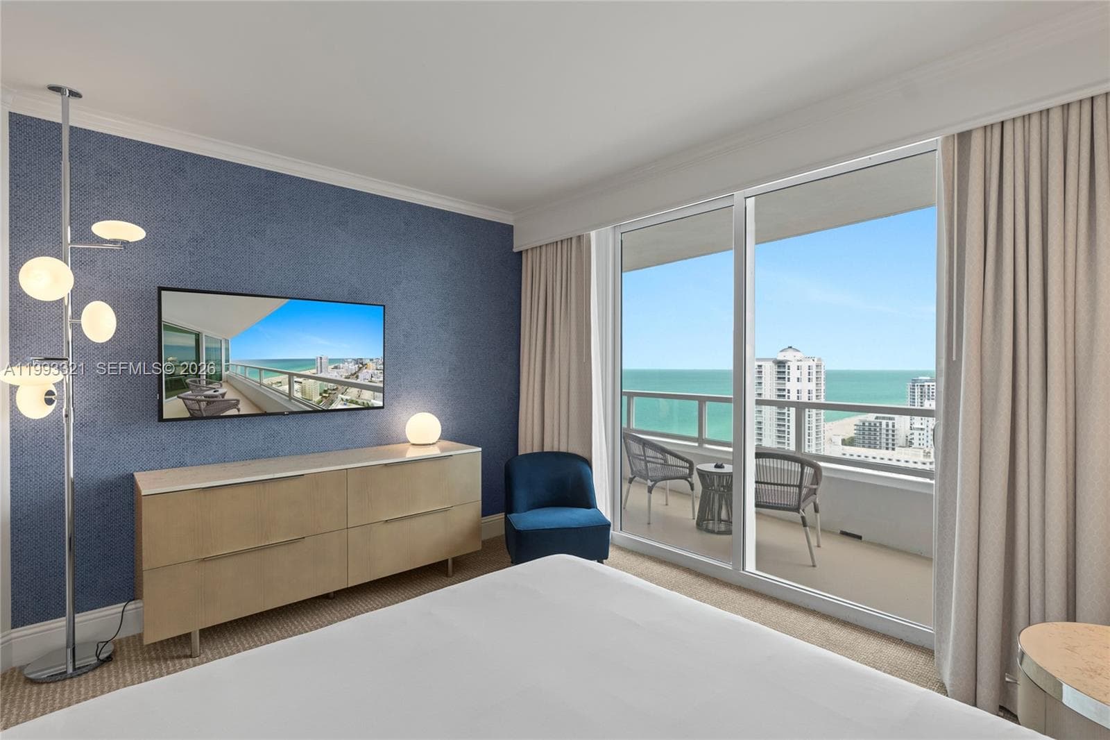 4401 Collins Ave 2610/2612 photo 10
